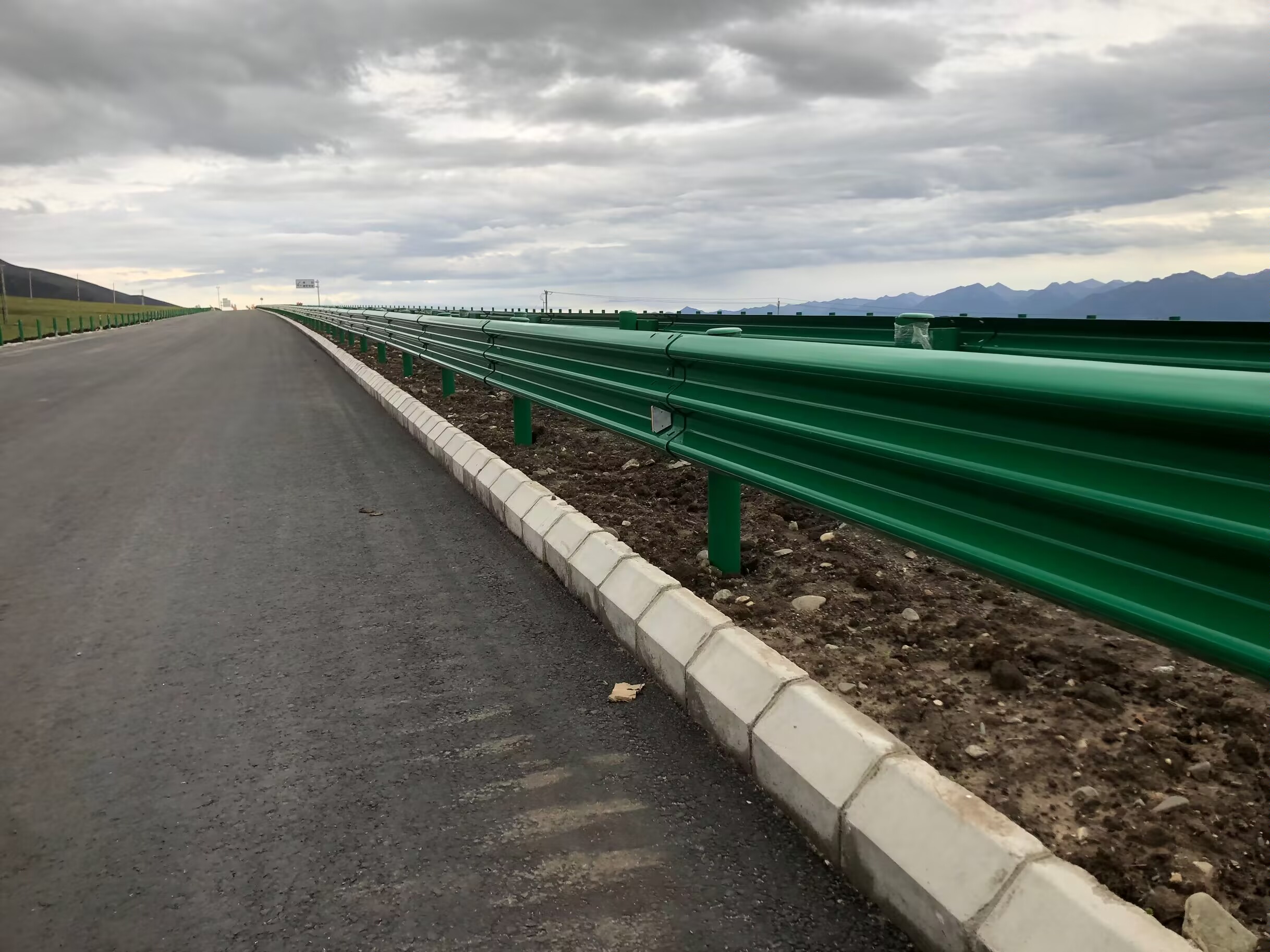 那曲县乡村公路波形护栏双波波形护栏 - 推荐